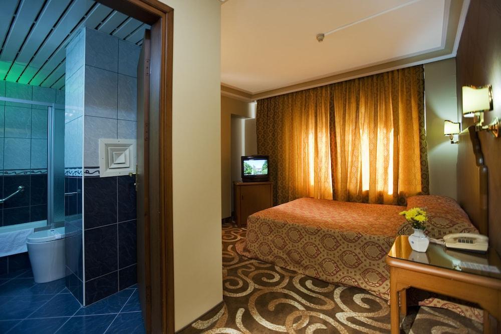 Hotel Buyuk Sahinler Istambul Exterior foto
